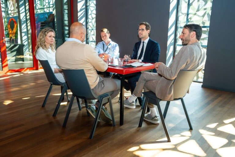 Meer invloed dan je denkt: de verborgen kracht van sociale ondernemingen in beleid 